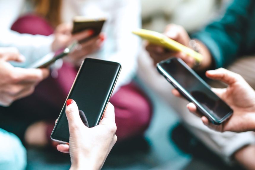 Kokių išmaniųjų telefonų neverta pirkti
