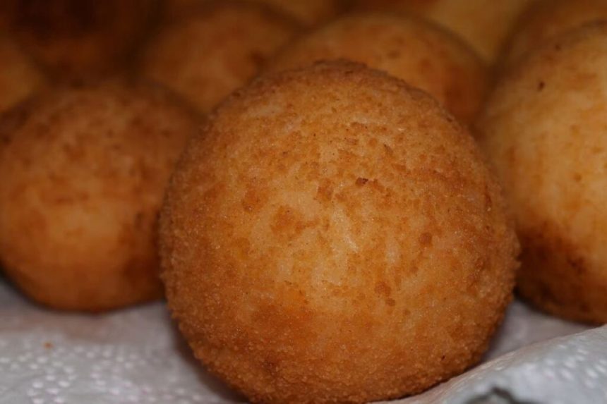 Purios ir kvapnios varškės „spurgos“ iš orkaitės – šis receptas pavergė internetą!