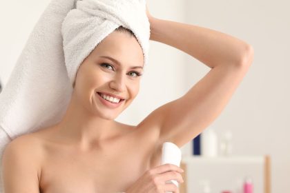 Antiperspiranto naudojimo klaida: kada iš tikrųjų tepti?
