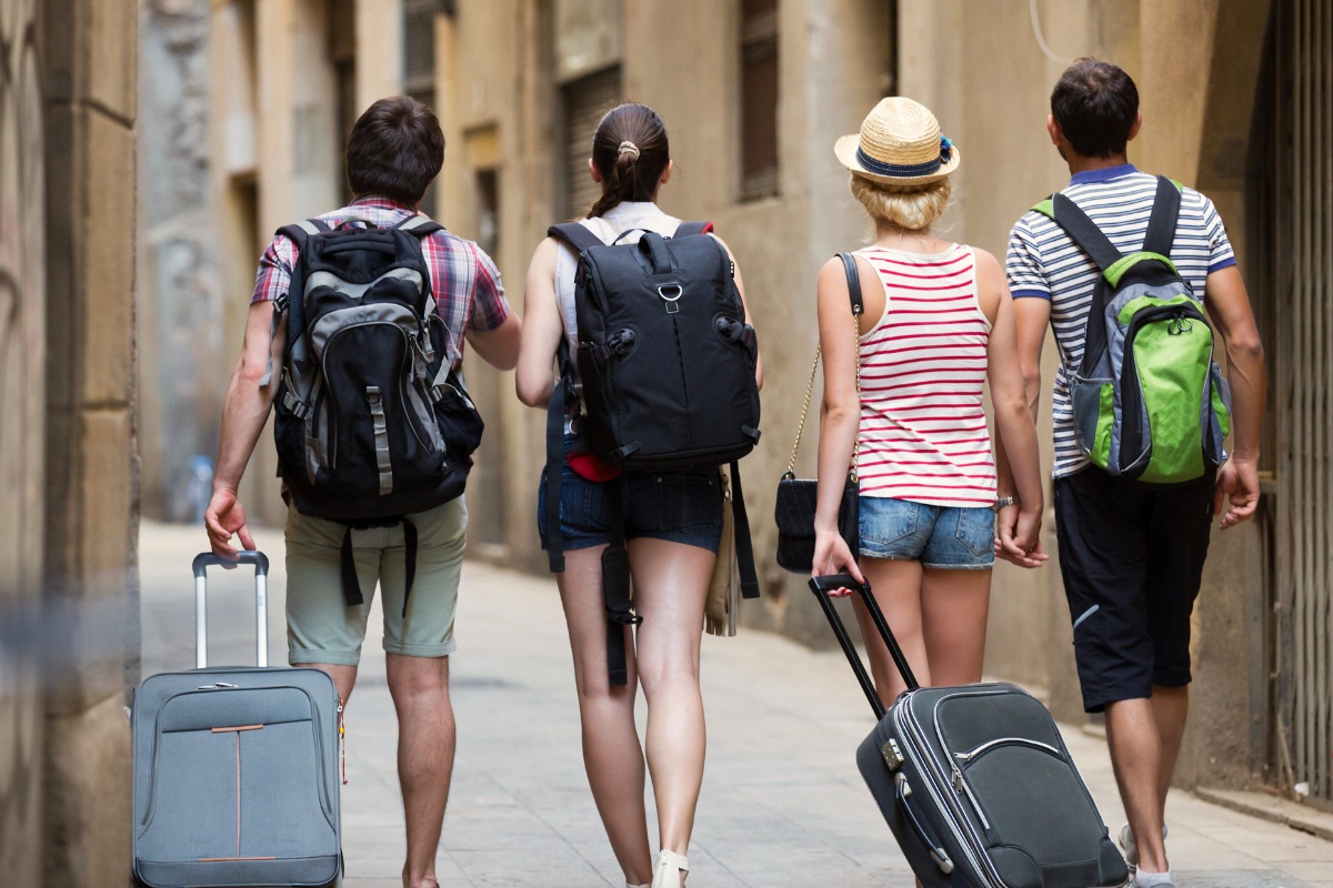 Įvardytos šalys, kuriose turistams kyla didžiausia apgaulės rizika: ar atspėsite, kuri pirmauja pagal sukčių skaičių?