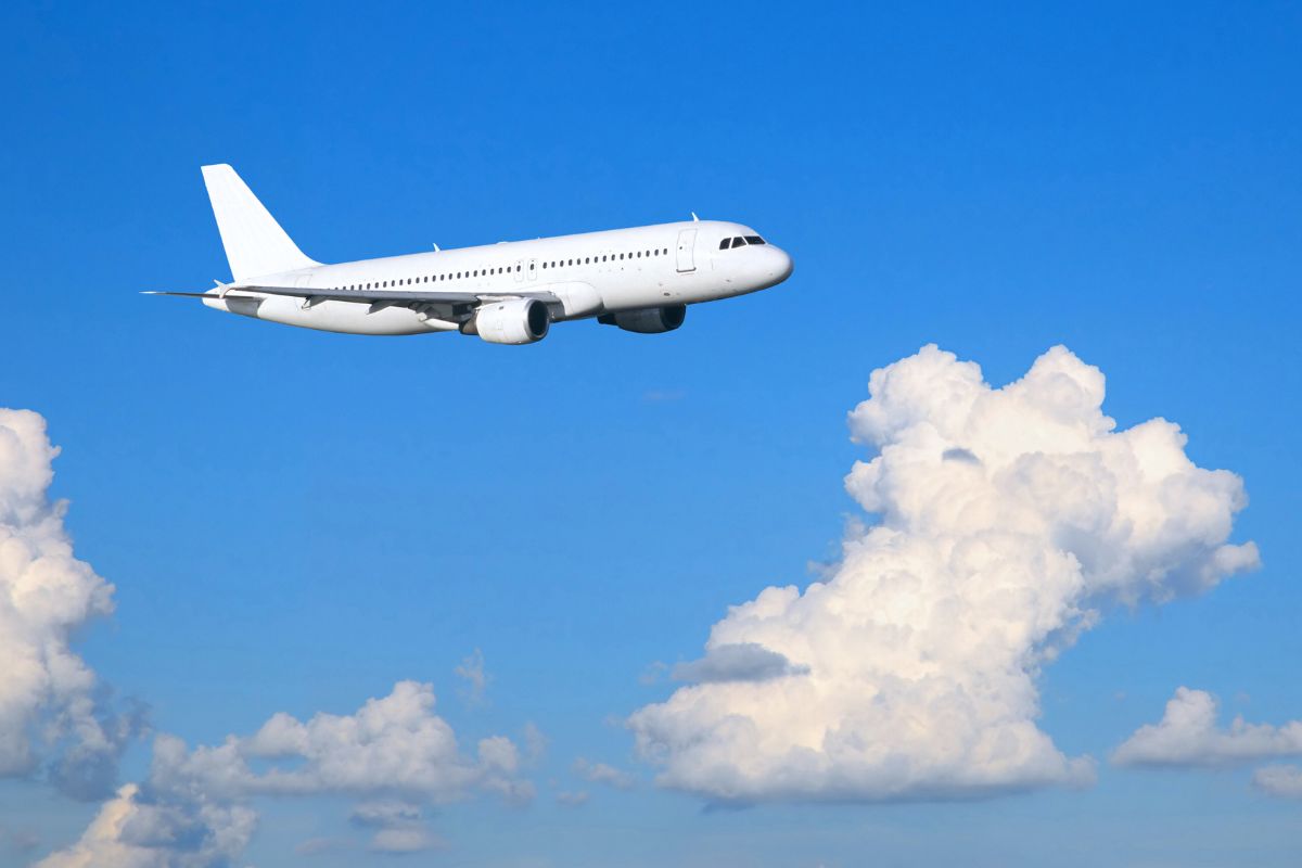 Blogos naujienos keliautojams: Ryanair nuo 2025 m. rudens planuoja sumažinti rankinio bagažo normas