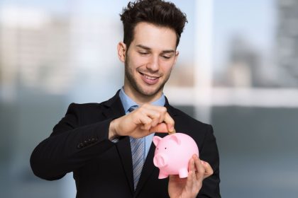 Šie 4 Zodiako ženklai moka taupyti: jie lengvai sutaupo net milijonus