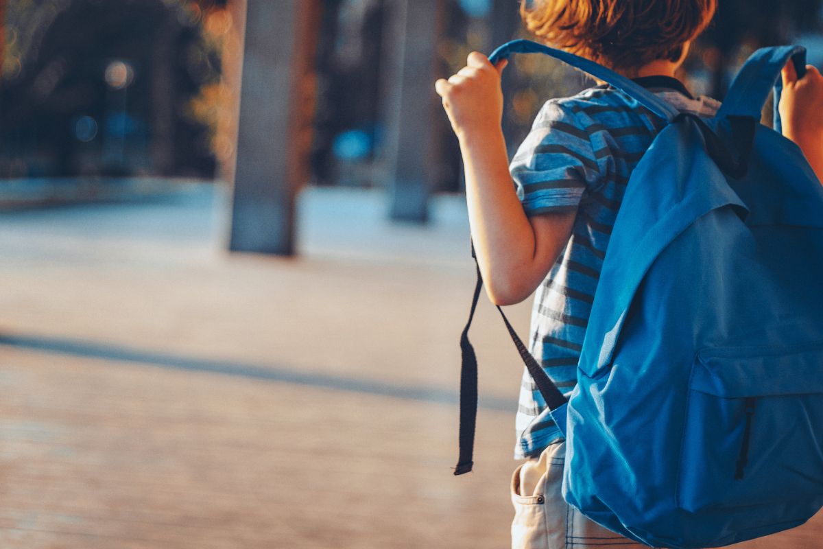 Kaip išsirinkti idealią mokyklinę kuprinę: patarimai tėvams