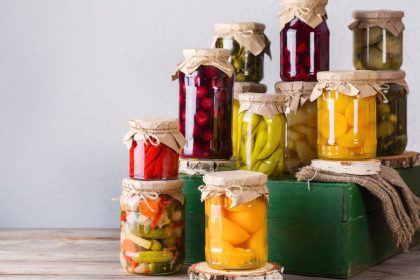 Sausa pasterizacija stiklainiuose: kaip paruošti konservus be virimo
