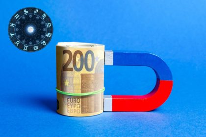 Astrologai įvardijo tris Zodiako ženklus, kuriems spalį šypsosis finansinė sėkmė
