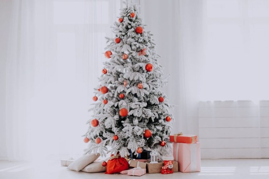 Fengšui gidas: kur statyti ir kaip puošti eglutę, ir kokią dirbtinės eglutės spalvą rinktis sėkmei