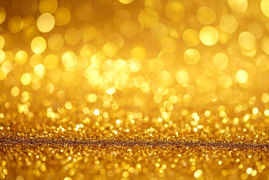 Rugpjūčio aura – auksinė.