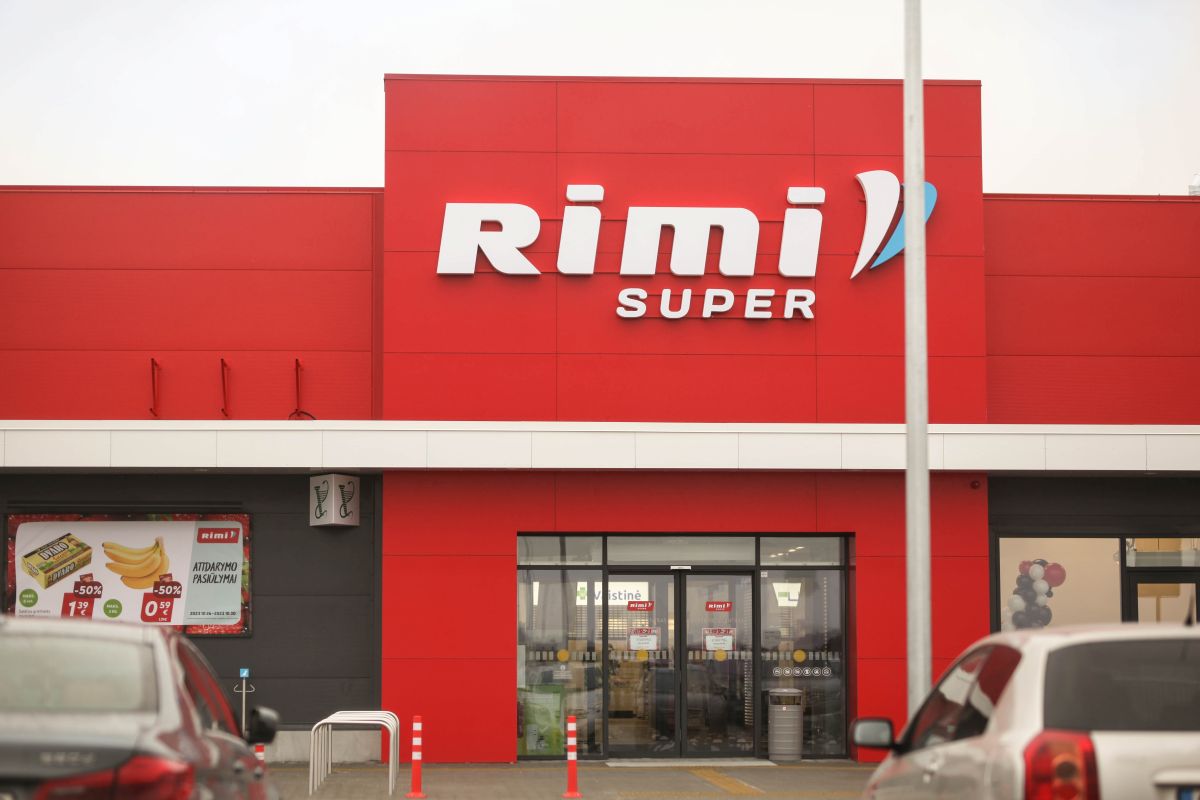 „Rimi“ dirbo laikas per Kalėdas ir Naujuosius – viena diena visiškai nedirbs, o kelios datos pailgintos pagal pirkėjų poreikius