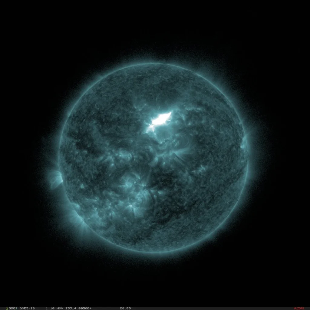 Saulės žybsnis X1.2 klasės įvyko lapkričio 10 dieną
Nuotrauka: NASA