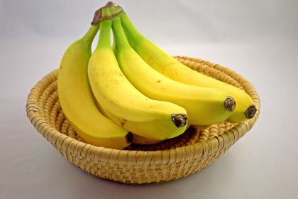 Bananai išlieka geltoni net 26 dienas: tinklaraštininkė atskleidė neįprastą laikymo triuką