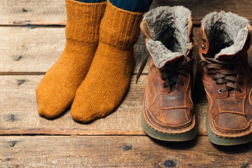 Kaip teisingai dėvėti kojines žiemą, kad kojos būtų šiltos
