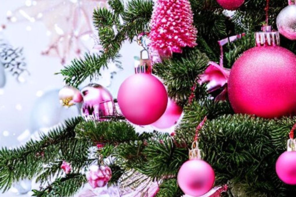 Mergelė – rožiniai akcentai