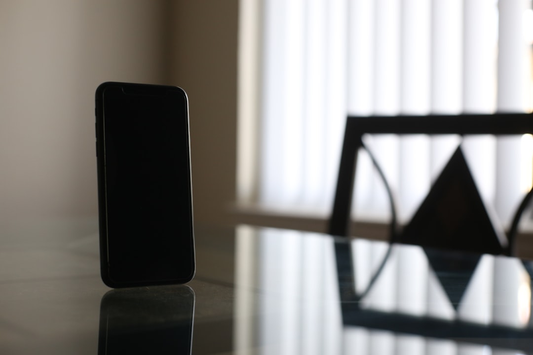 Kaip lietuviai mokosi ilsėtis nuo telefono? Paprastos taisyklės, keičiančios kasdienybę