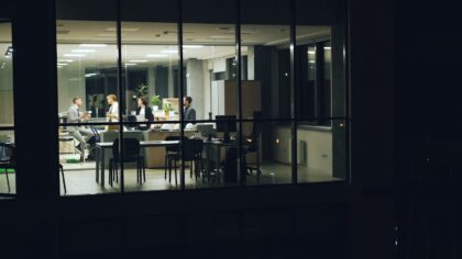 Kaip iš tiesų pailsėti per pietų pertrauką? Paprasti žingsniai geresnei savijautai visai dienai