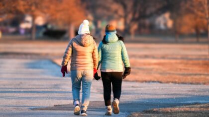 Kaip neprarasti savęs ilgalaikėje draugystėje? Penki žingsniai brandesniam ryšiui