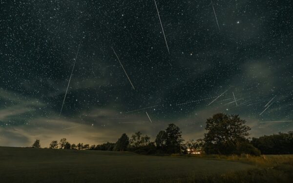 Kaip raketos šiukšlės virto stebuklingais meteoritais: netikėta „krentančių žvaigždžių“ pusė