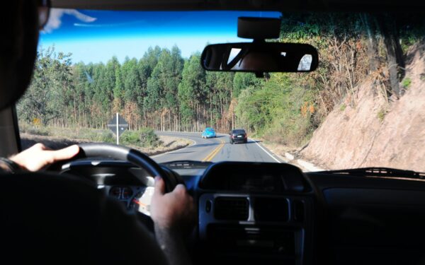 Kaip smegenys iškreipia atstumą ir laiką kelionėse? Keisti pojūčiai su moksliniais paaiškinimais