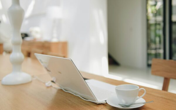 Kaip atnaujinti namų „Wi-Fi“ tinklą be techninių žinių? Patogūs sprendimai lėtam internetui