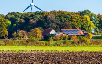 Kaip atsinaujinančios energijos sandėliavimas keičia saulės ir vėjo elektrinių galimybes