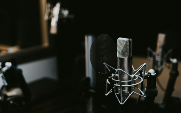 Kaip gimsta dainos, kurias niūniuojame daugelį metų? Pažvelkime į lietuviškos muzikos virtuvę