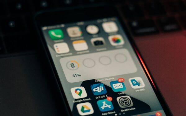 Kaip iš tikrųjų veikia telefono energijos taupymas? Ką daryti, kad baterija laikytų ilgiau