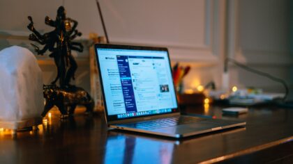 Kaip pasirinkti nešiojamą kompiuterį 2026 metais? Svarbiausi kriterijai be techninio žargono