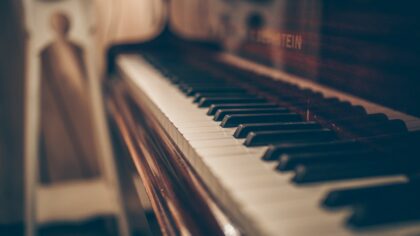 Kaip skalės pakeitė muziką taip, kaip žemėlapiai pakeitė keliones? Paslėpta natų tvarkos istorija