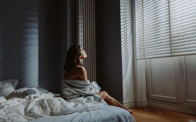 Kaip keičiasi oda po prastos nakties miego? Maži požymiai, parodantys, kad kūnui trūksta poilsio