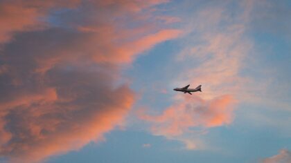 Kaip kylantys viršgarsiniai keleiviniai lėktuvai gali pakeisti skrydžius virš Atlanto? Ką jau planuoja aviacijos pramonė