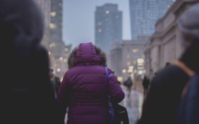 Kaip neparsinešti darbo namo į galvą? Kasdieniai įpročiai, padedantys išjungti „darbo režimą“