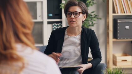 Kaip pasakyti „ne“, kai visi kažko prašo? Ramūs žingsniai, padedantys saugoti laiką ir energiją