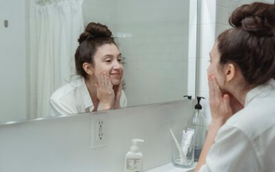 Kaip pasikeičia oda per naktį? Vakariniai žingsniai, kurie ryte matysis veidrodyje