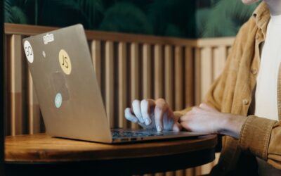 Kaip saugiai naudoti nemokamas kompiuterio programas? Ką svarbu žinoti prieš atsisiunčiant