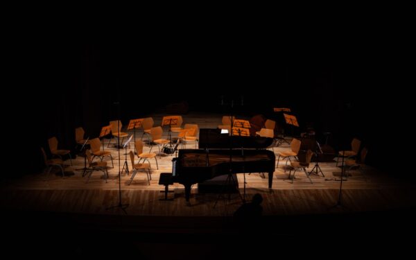 Kaip pianino juodos ir baltos klavišų istorijos formavo mūsų muzikos klausymąsi