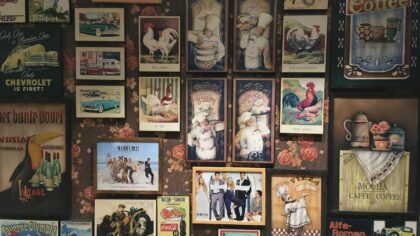 Kaip senieji kino plakatai virsta nauju hobiu? Kolekcionavimo mada grįžta su istorijomis