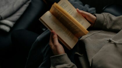 Kaip vakarais „išjungti galvą“, kai darbas nesibaigia? Paprasti ritualai namuose